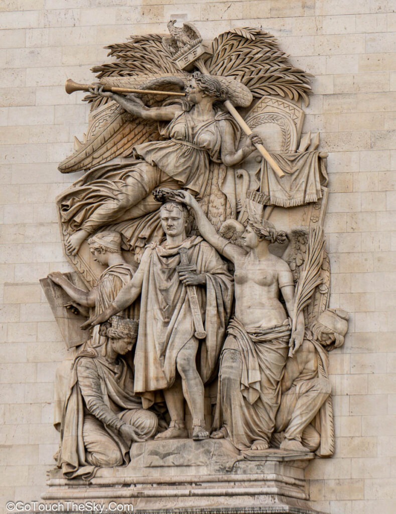  Arc de Triomphe